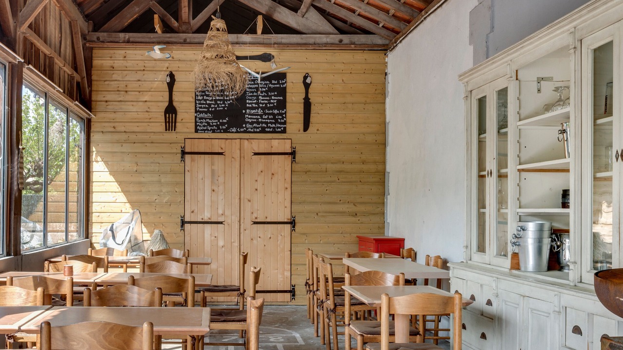 Photo of Others in Moulin-Neuf