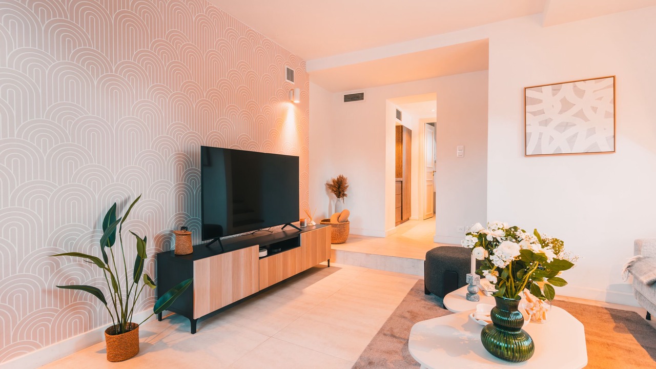 Photo of Livingroom in Prado-Perier