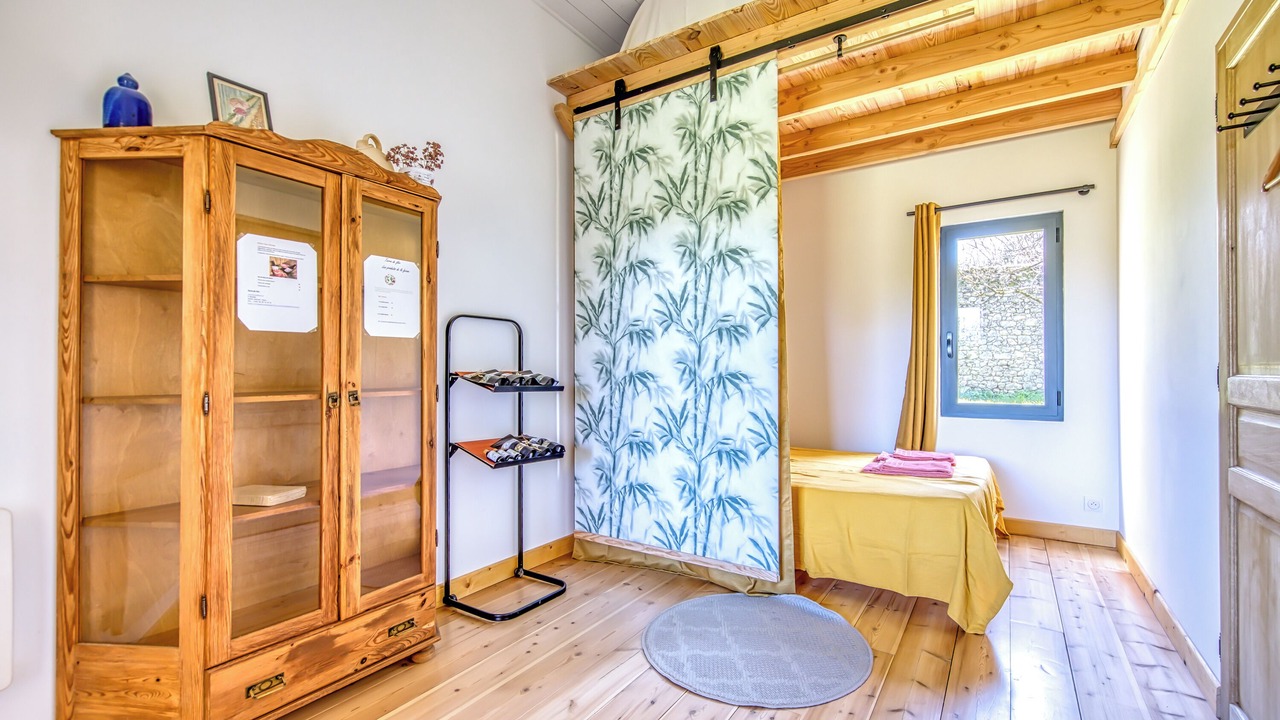 Photo of Bedroom in Guillac