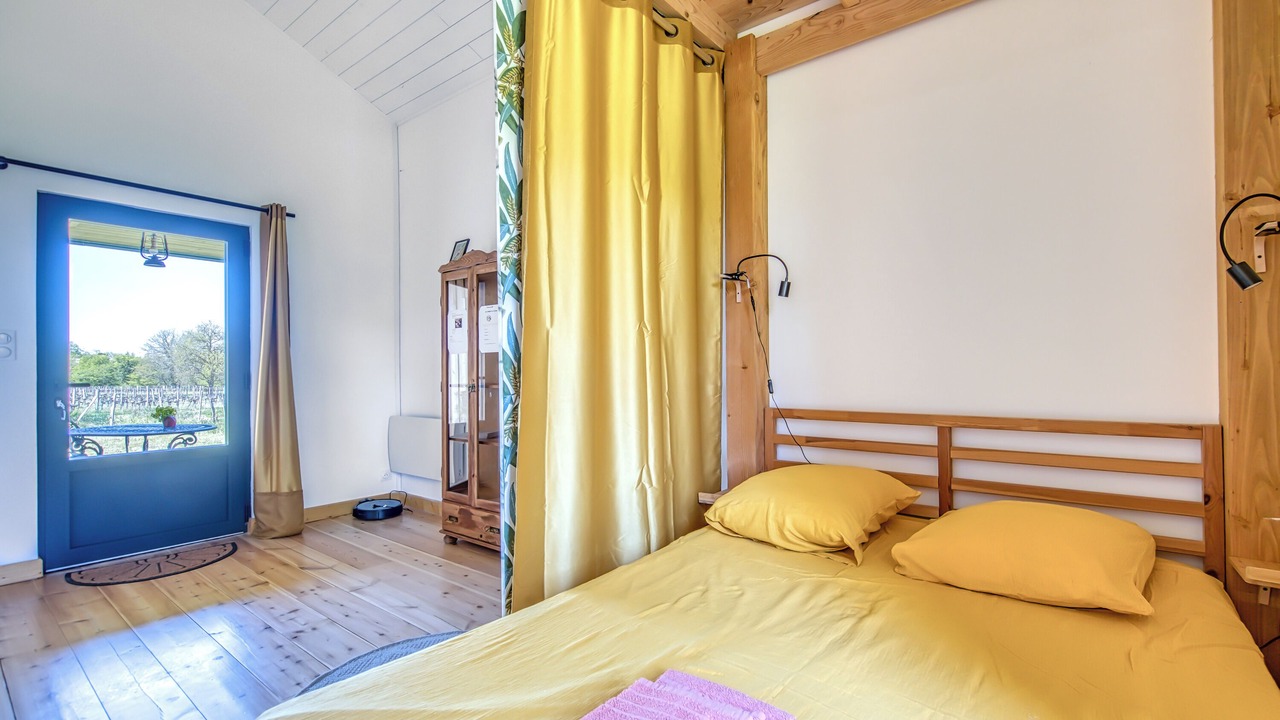 Photo of Bedroom in Guillac