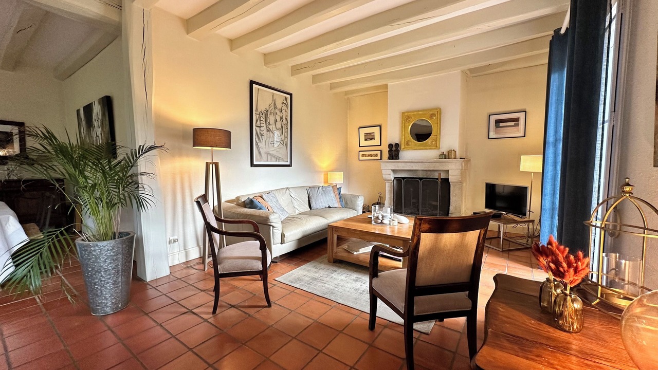 Photo of Livingroom in Saint-Sulpice-et-Cameyrac