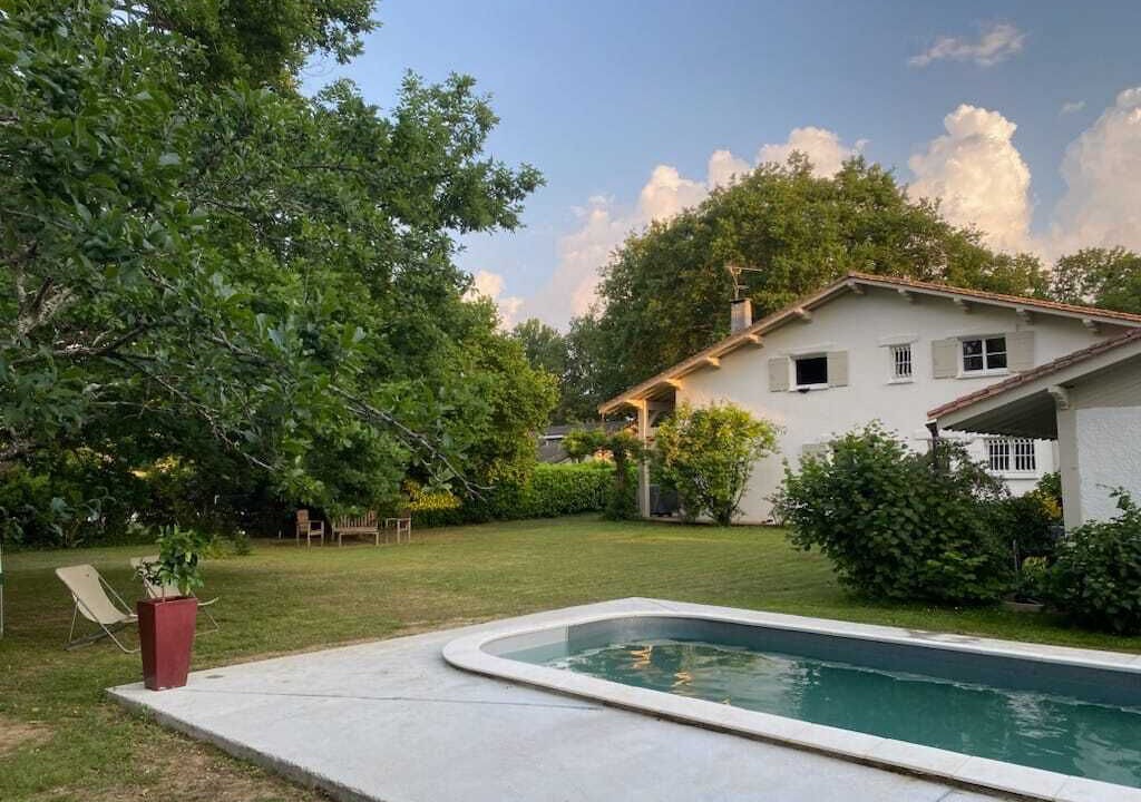 Photo of Outdoor in Saint-Sulpice-et-Cameyrac
