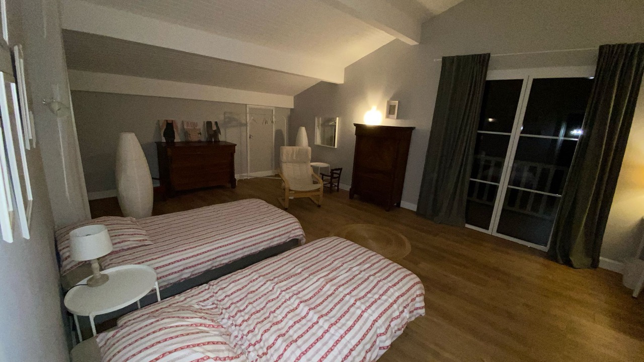 Photo of Bedroom in Saint-Sulpice-et-Cameyrac