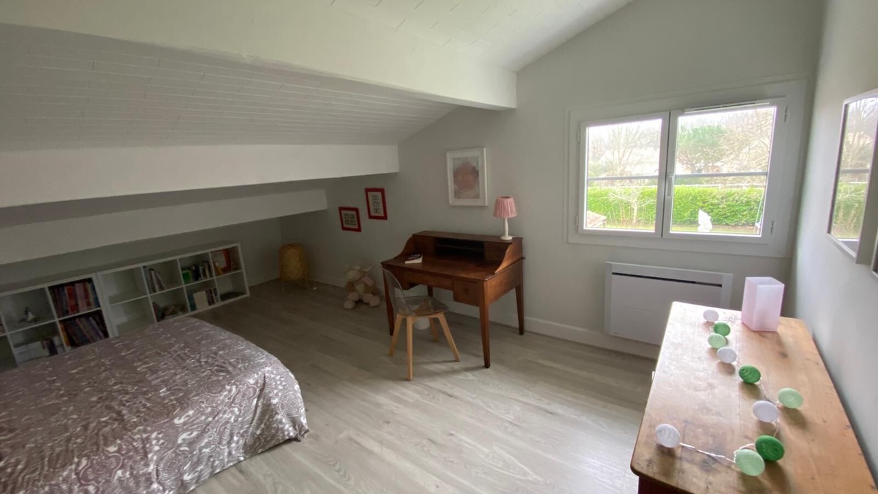 Photo of Bedroom in Saint-Sulpice-et-Cameyrac