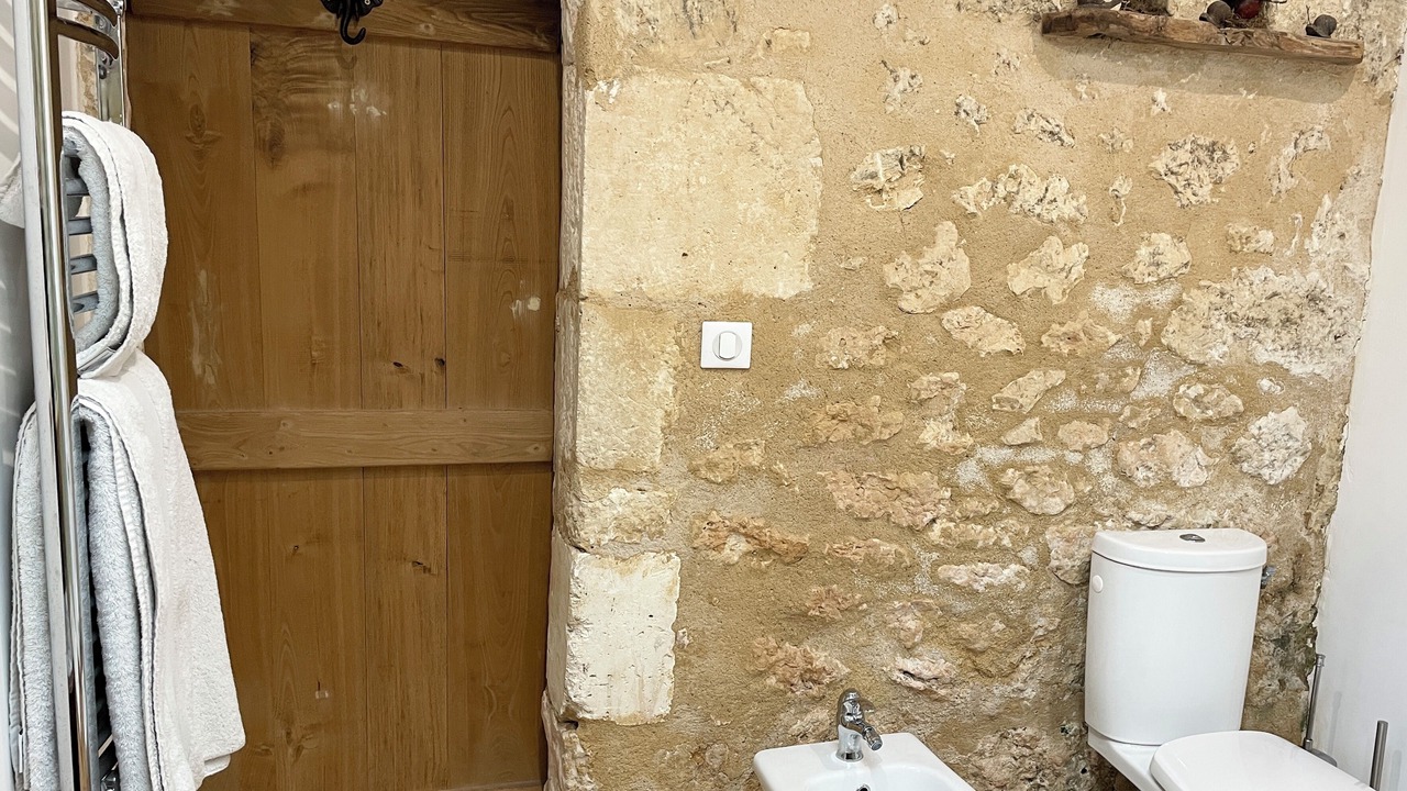 Photo of Bathroom in Fouleix