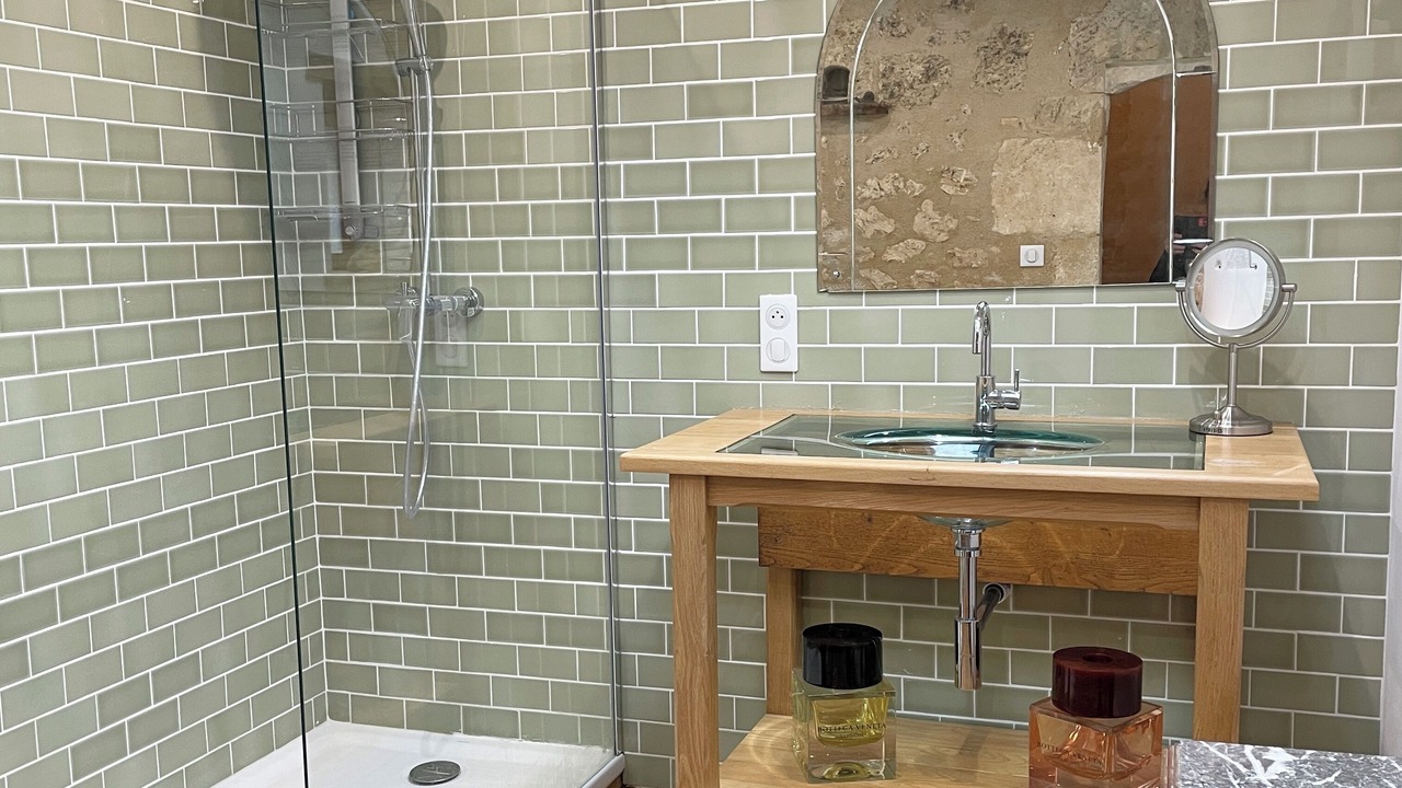 Photo of Bathroom in Fouleix