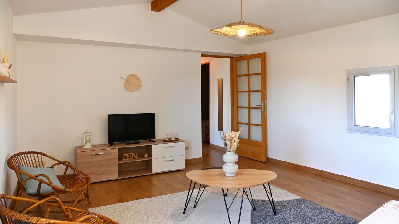 Photo of Livingroom in Saujon