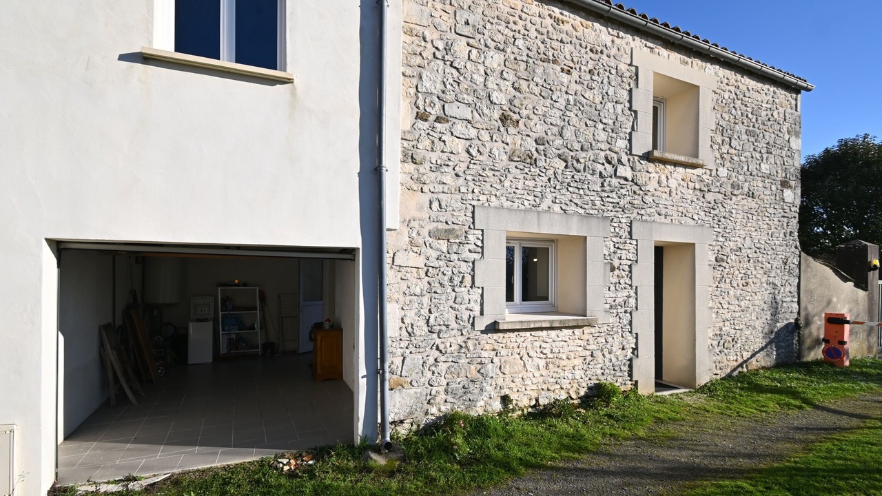 Photo of Outdoor in Saujon