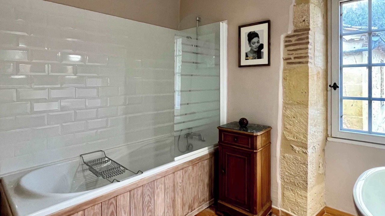 Photo of Bathroom in Mauzac-et-Grand-Castang