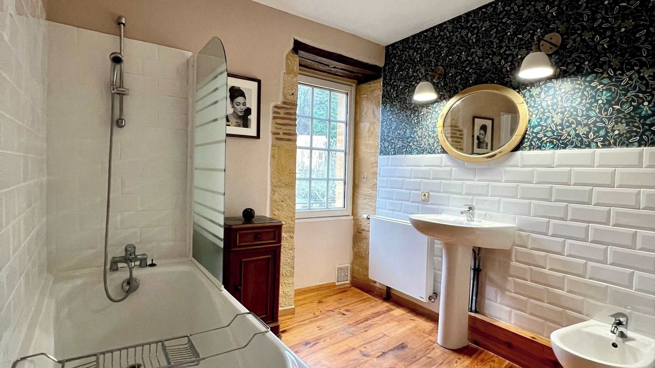 Photo of Bathroom in Mauzac-et-Grand-Castang