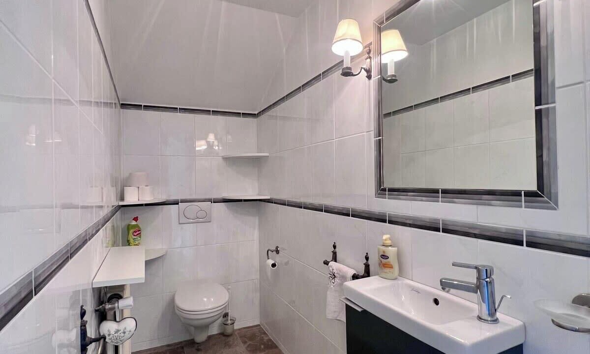 Photo of Bathroom in Allassac
