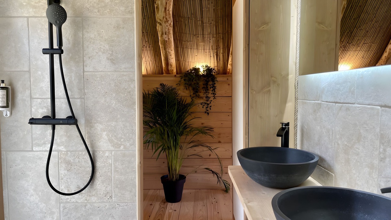 Photo of Bathroom in Payzac