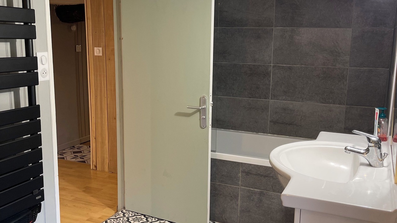 Photo of Bathroom in Saint-Vivien-de-Blaye
