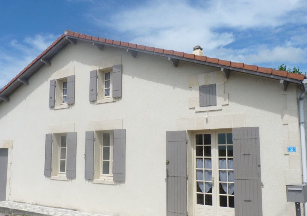 Photo of Outdoor in Neuillac