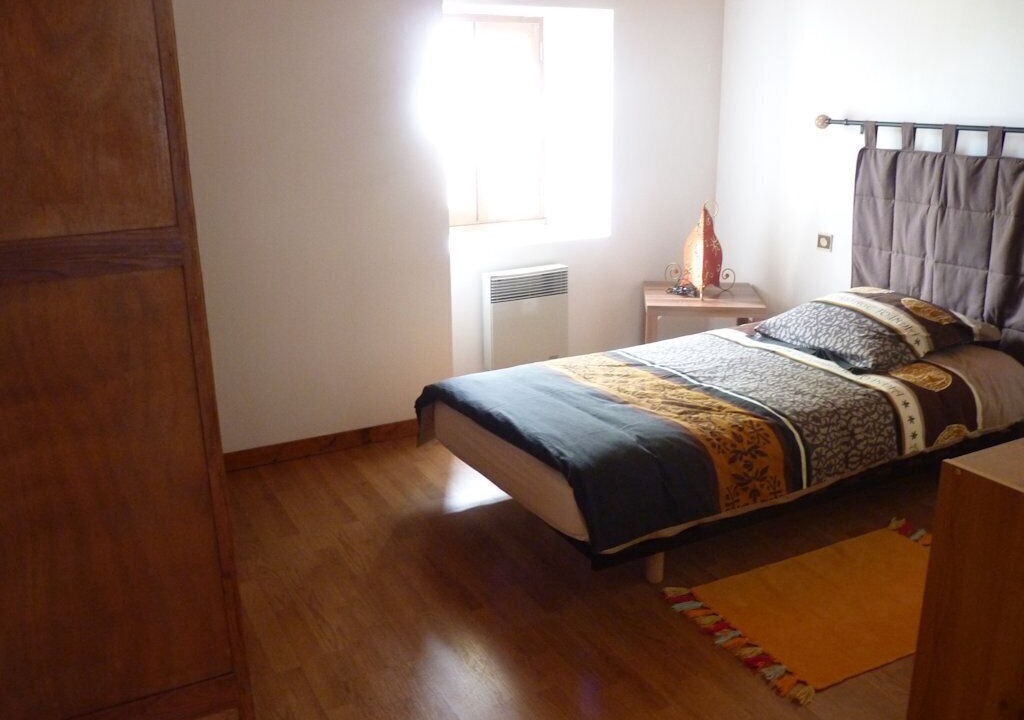 Photo of Bedroom in Neuillac