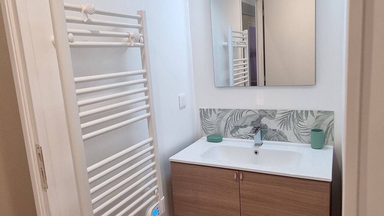 Photo of Bathroom in Thorigne