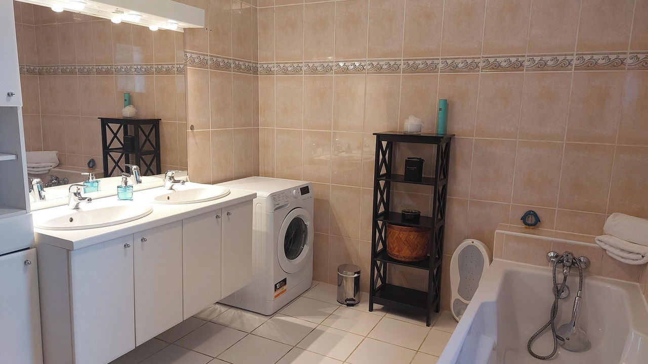 Photo of Bathroom in Noaillan