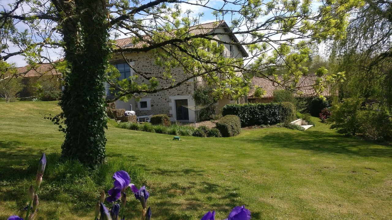 Photo of Outdoor in Bussiere-Badil