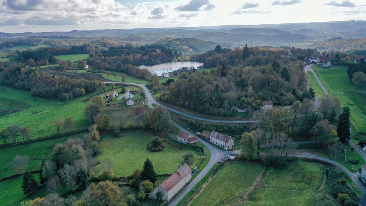 Photo of Outdoor in Saint-Pardoux-d'Arnet