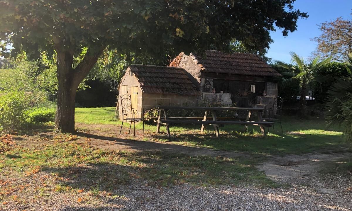Photo of Outdoor in Mombrier
