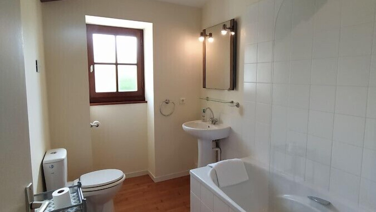 Photo of Bathroom in Montboyer
