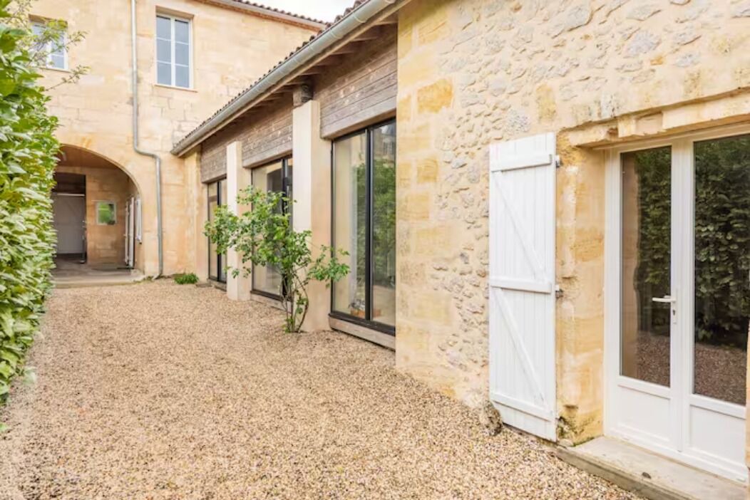 Photo of Outdoor in Lestiac-Sur-Garonne