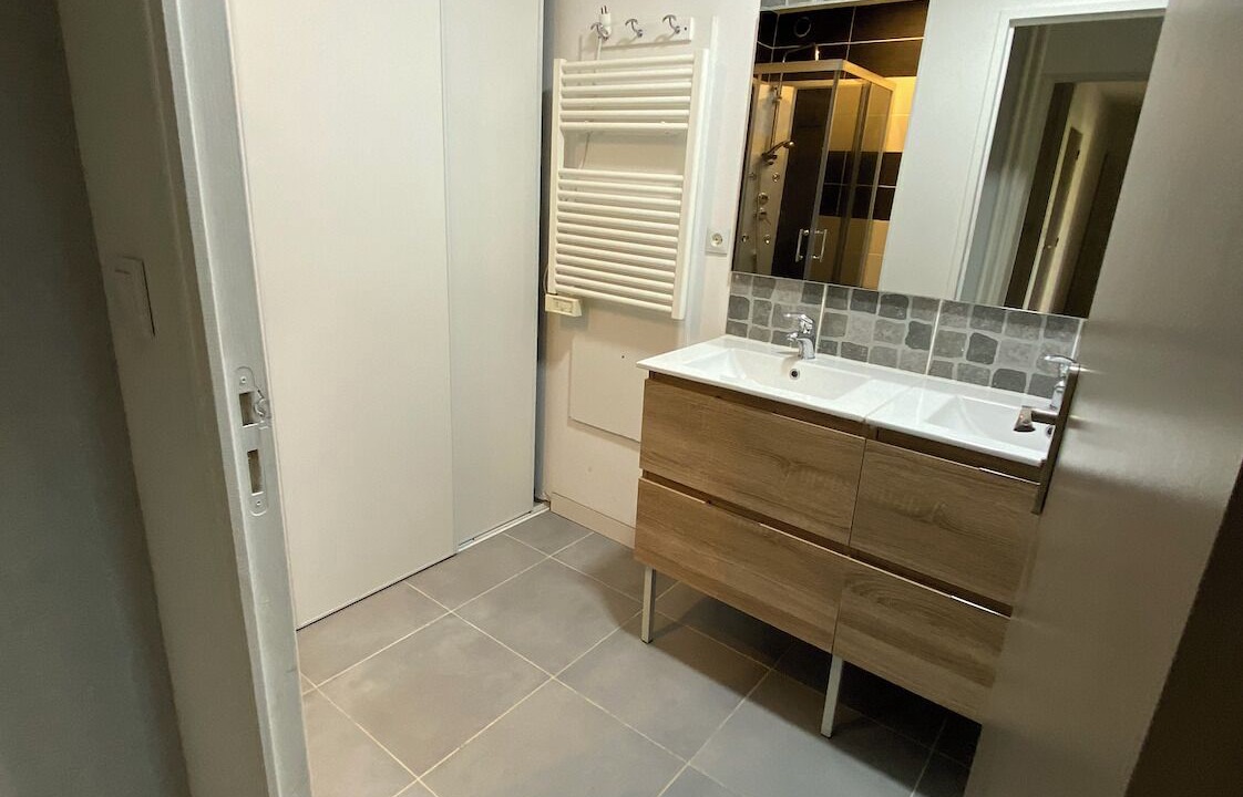 Photo of Bathroom in Angouleme