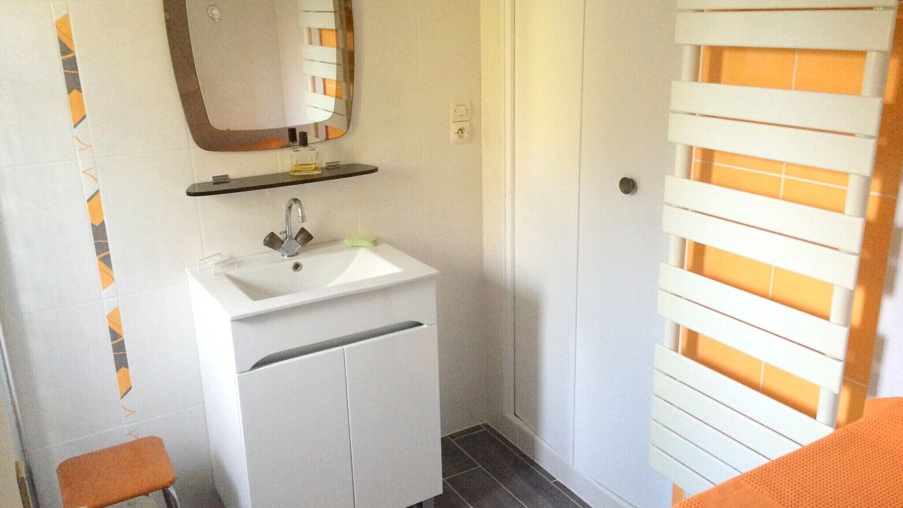 Photo of Bathroom in Le Grand-Village-Plage