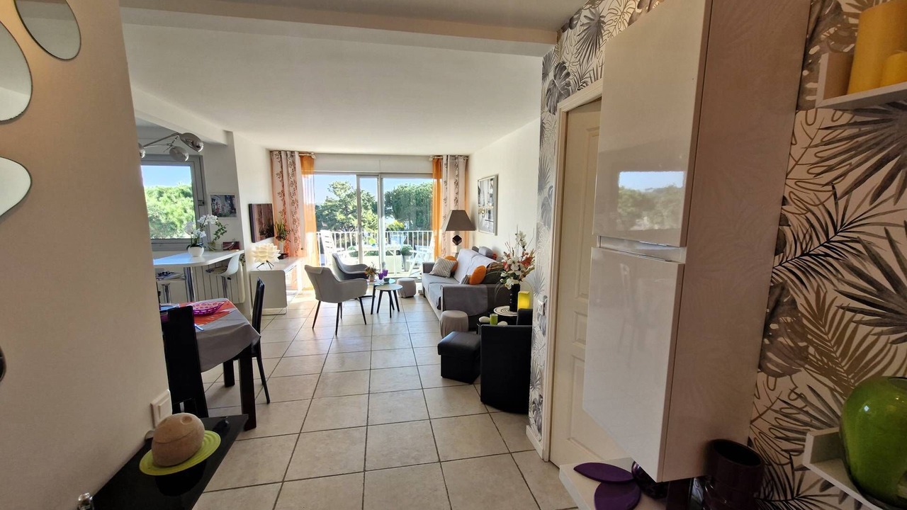 Photo of Livingroom in Saint-Palais-sur-Mer