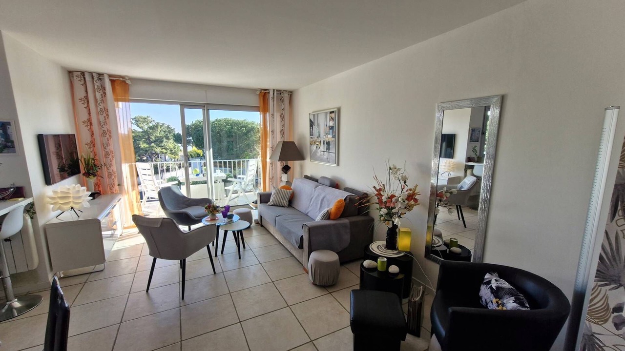 Photo of Livingroom in Saint-Palais-sur-Mer