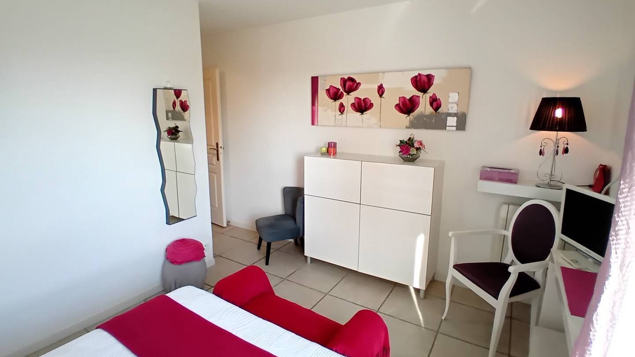 Photo of Bedroom in Saint-Palais-sur-Mer