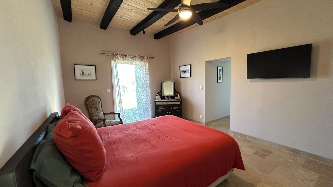 Photo of Bedroom in Heugas