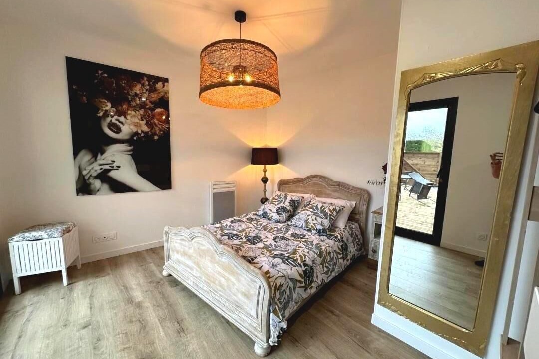 Photo of Bedroom in Roquefort