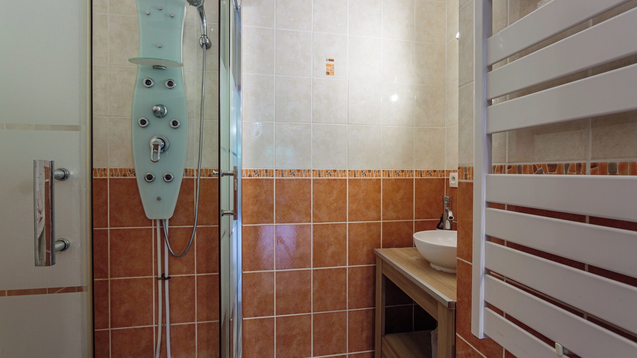 Photo of Bathroom in Tarnos