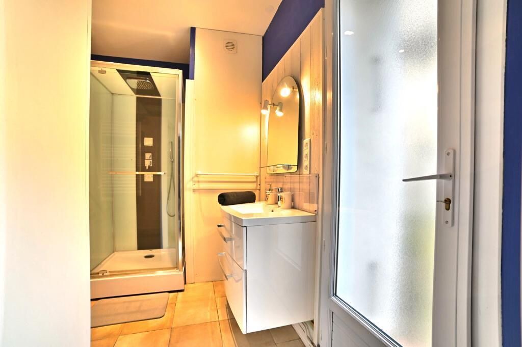 Photo of Bathroom in Saintes
