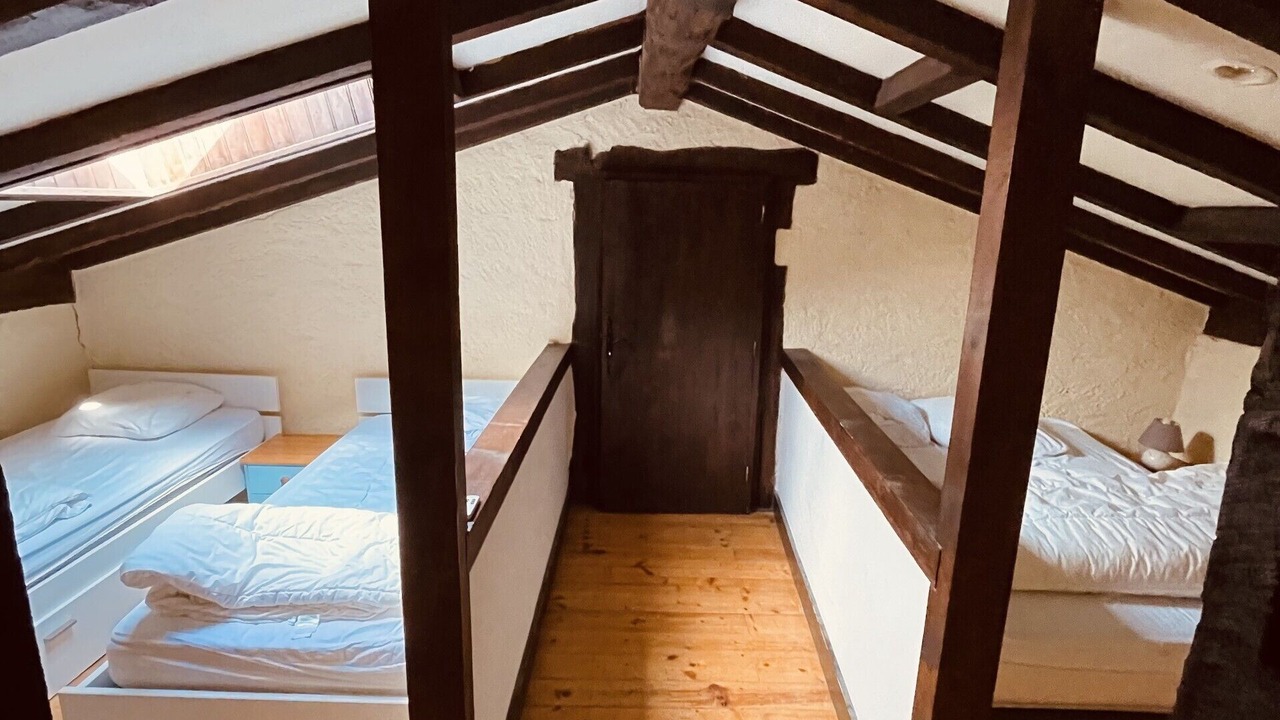 Photo of Bedroom in Saint-Michel-de-Montaigne