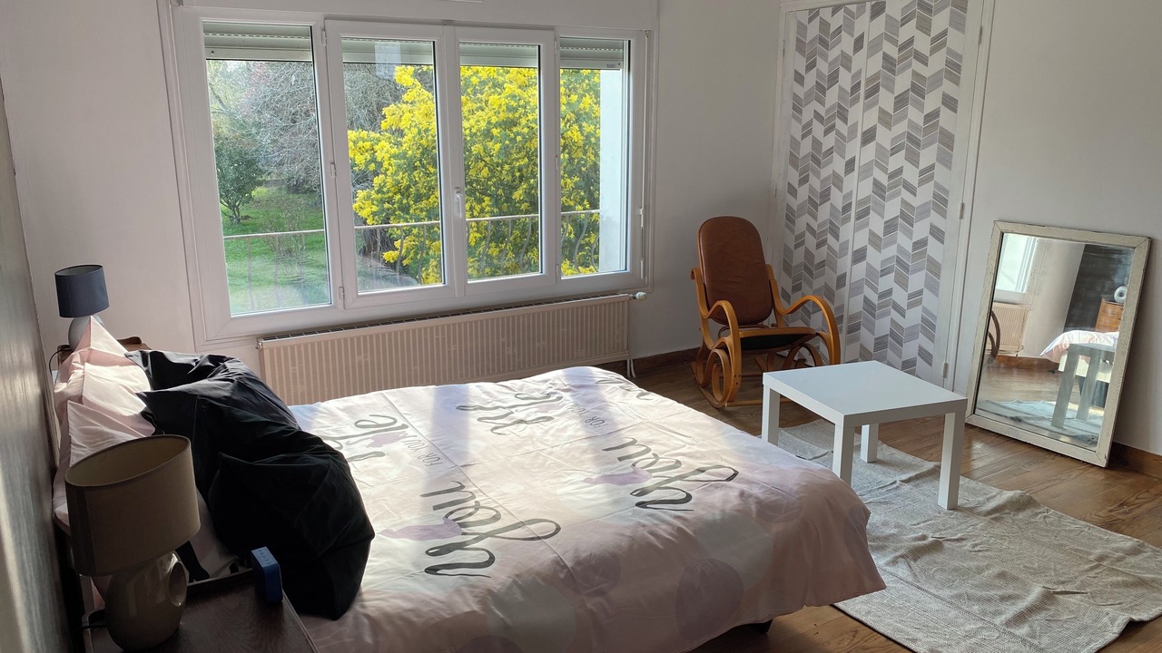Photo of Bedroom in Etauliers