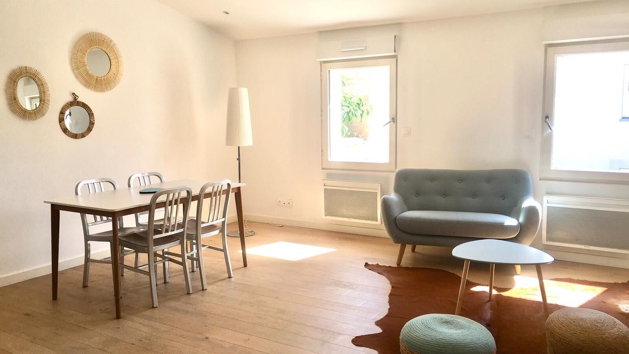 Photo of Livingroom in Saint Seurin - Fondaudege