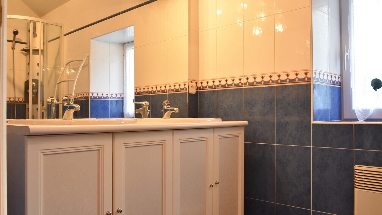 Photo of Bathroom in Saint-Pompont