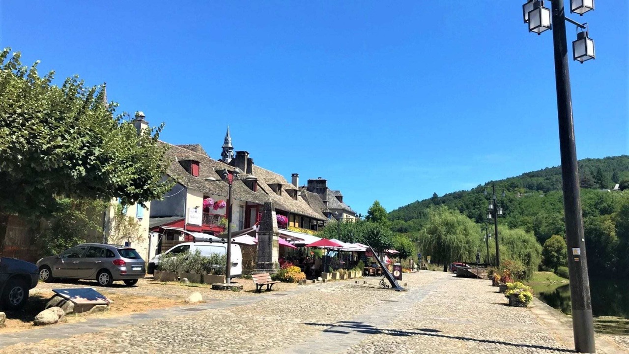 Photo of Others in Auriac