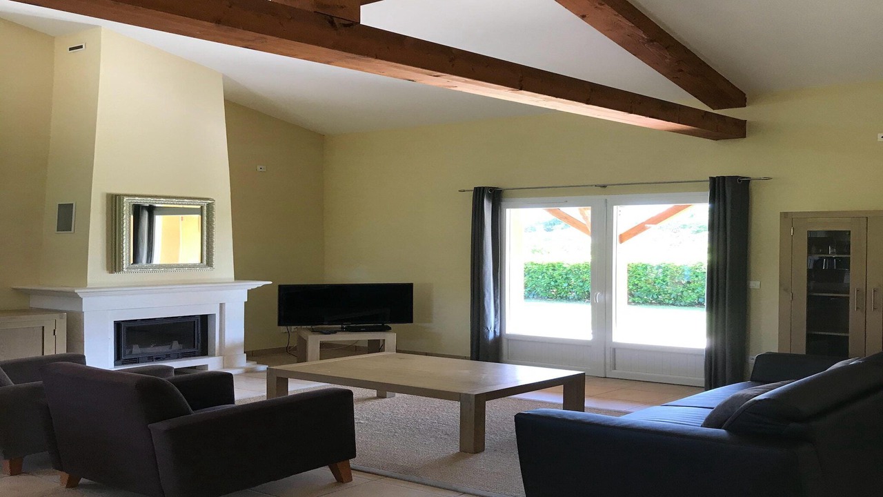 Photo of Livingroom in Vasles