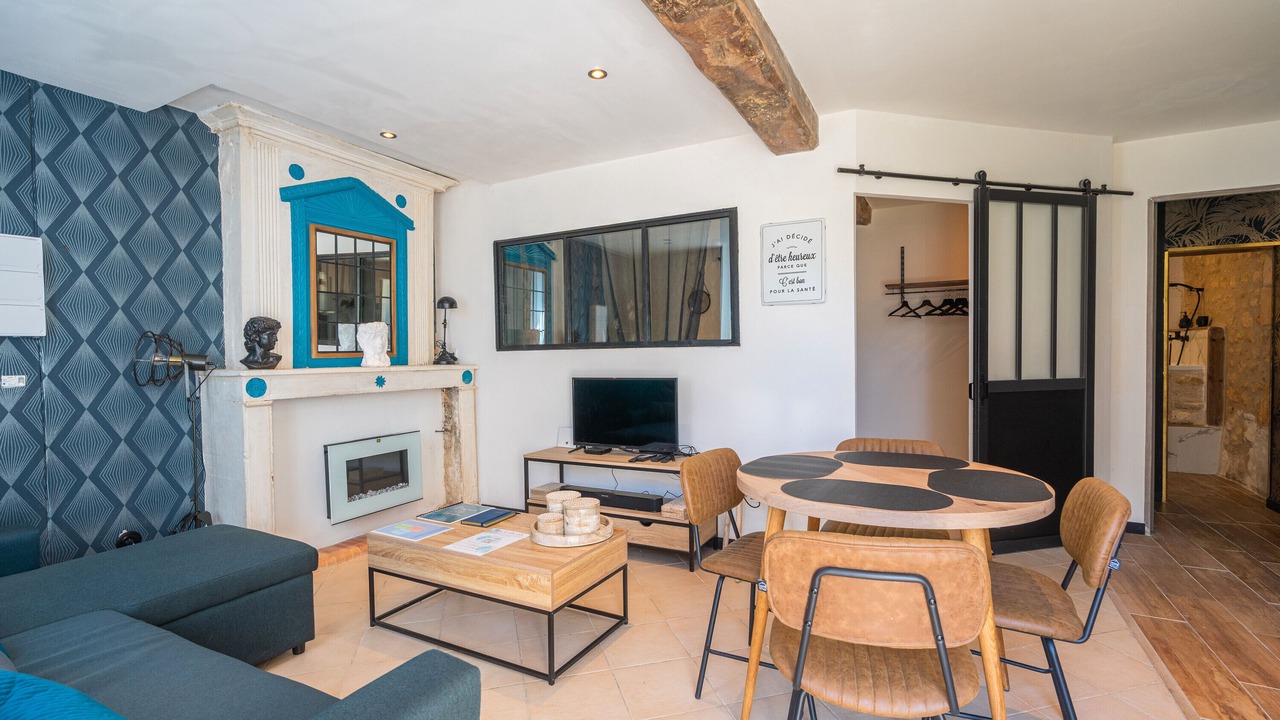 Photo of Livingroom in Saint-Genis-de-Saintonge