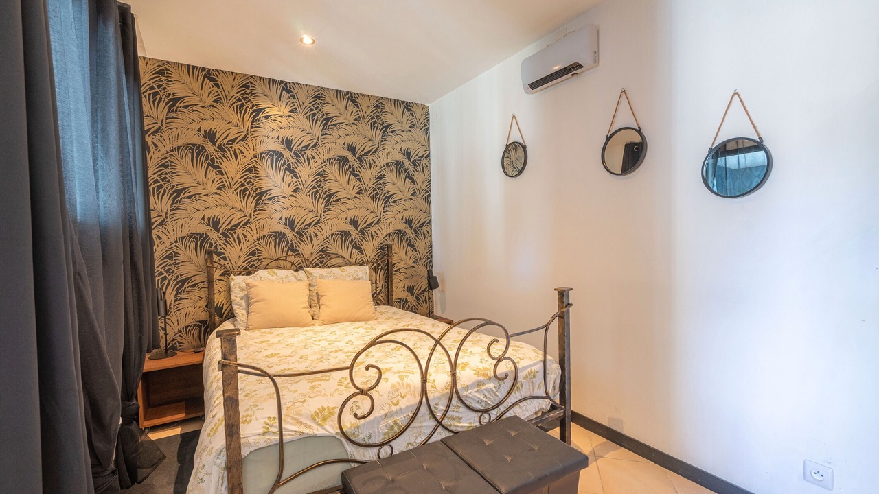 Photo of Bedroom in Saint-Genis-de-Saintonge
