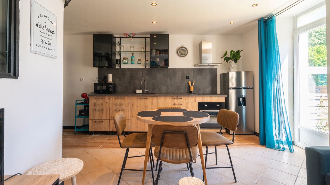 Photo of Kitchen in Saint-Genis-de-Saintonge