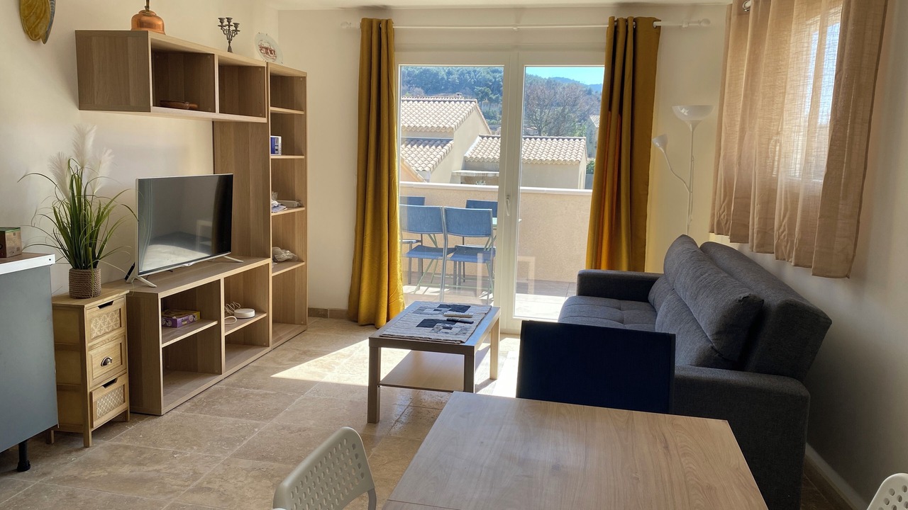 Photo of Livingroom in Sablet