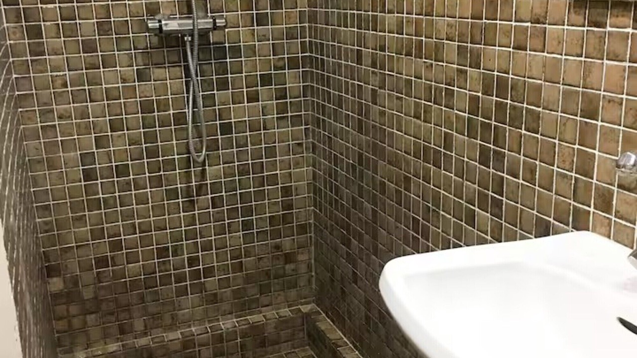 Photo of Bathroom in Beaumont-du-Perigord