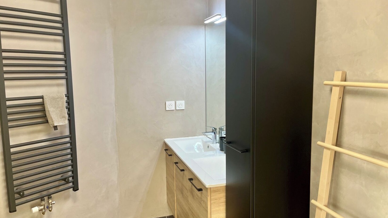 Photo of Bathroom in La Rochelle