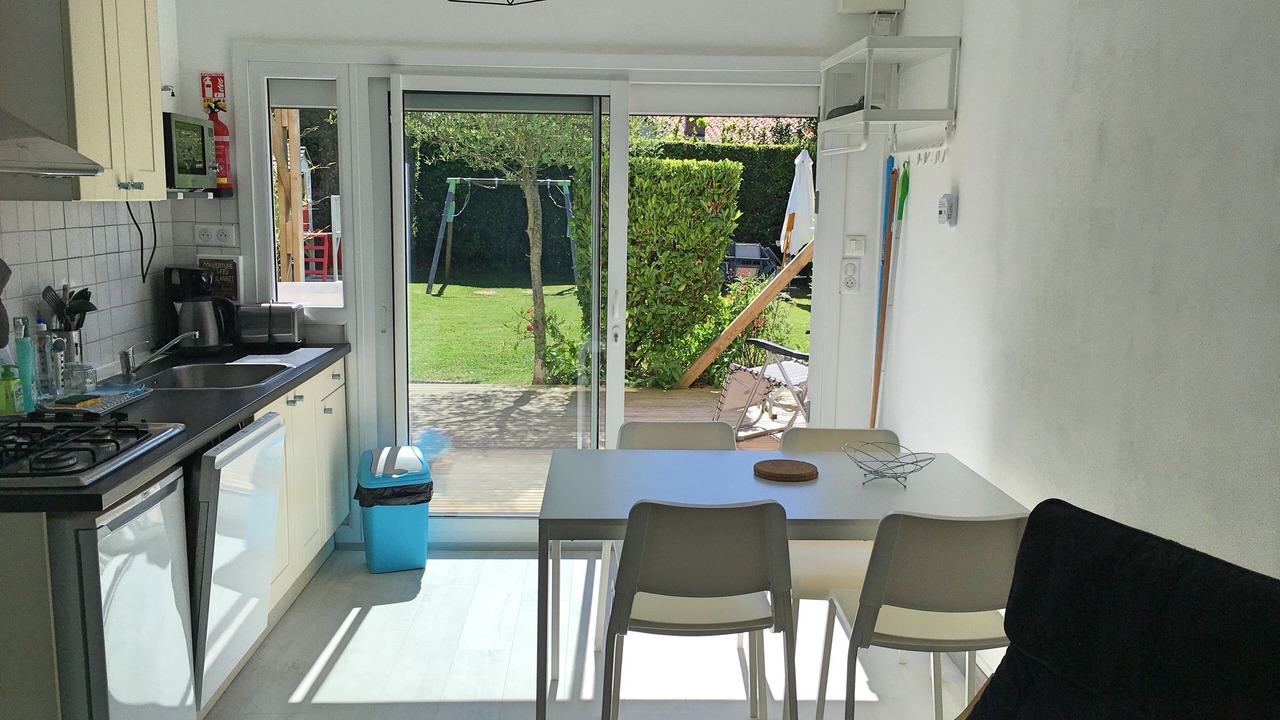 Photo of Kitchen in Saint-Palais-sur-Mer