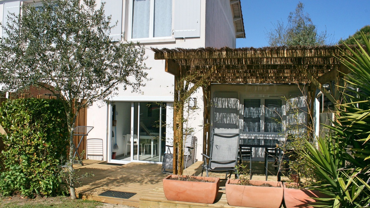 Photo of Patio Balcony in Saint-Palais-sur-Mer