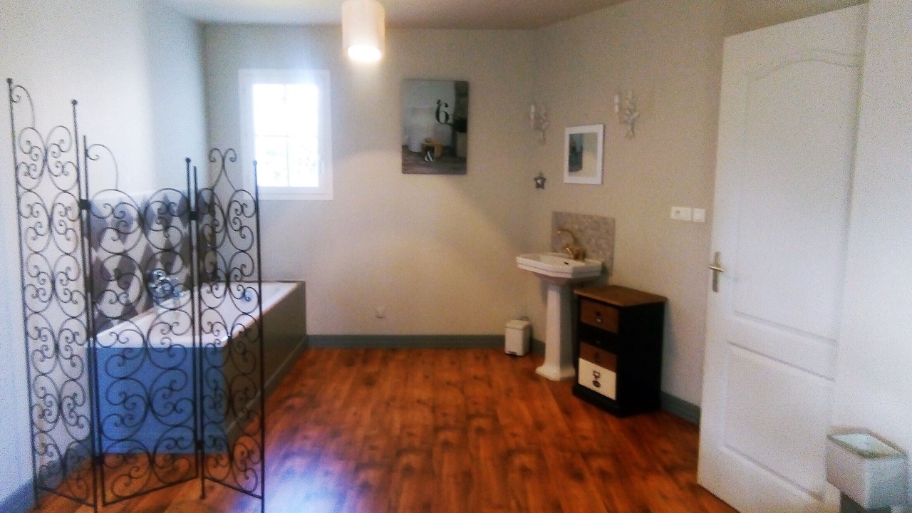 Photo of Bathroom in Les Mathes
